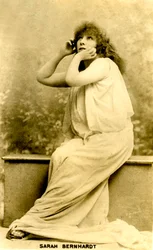 Sarah Bernhardt nel ruolo del titolo di 