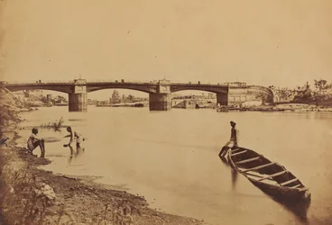 Il Ponte di Ferro, Lucknow