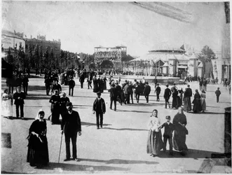 Veduta di Plaza Catalunya a Barcellona, fine XIX secolo
