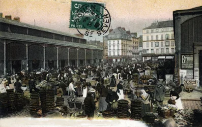 Veduta del Grand Marché a Rouen, Senna marittima, Normandia (Il mercato a Rouen, Normandia) Cartolina inizio XX secolo