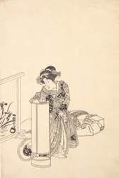 Giovane donna che si china su una lampada alta