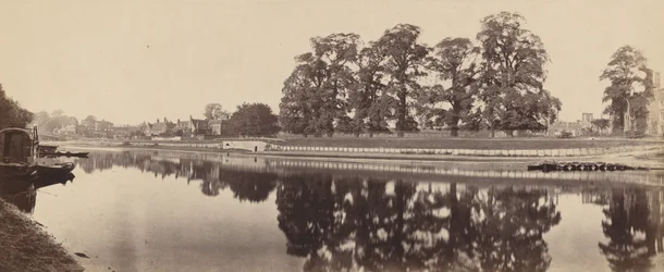 Hampton Court (Seconda vista)