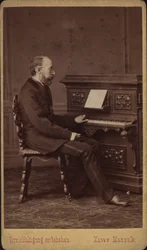 Ritratto del librettista e compositore Franz Friedrich Richard Genée 1823-1895, ca 1880-1885