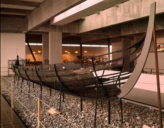 Nave vichinga (drakkar o Langskip) trovata nel fiordo di Roskilde, Danimarca, c.1030