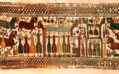 Vichinghi: cantori e suonatori di campane. Arazzo della chiesa di Skog, Svezia, fine del XII secolo. Stoccolma, Museo storico