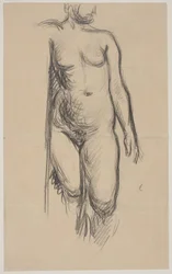 Modello femminile in piedi