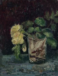 Bicchiere con rose gialle