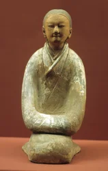 Donna seduta sui talloni, 206 a.C.-8 d.C.