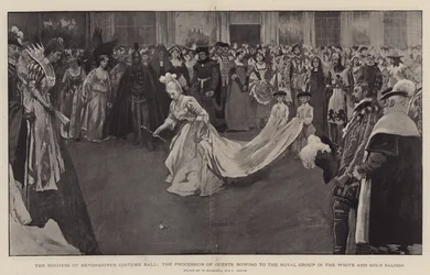 Il ballo in costume della Duchessa di Devonshire, la processione degli ospiti che si inchinano al gruppo reale nel Salone Bianco e Oro, 1897