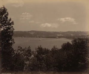 Il lago Cayuga verso Ithaca, c. 1895 (foto)