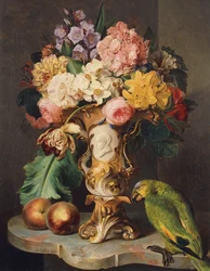 Natura morta con vaso di fiori assortiti, pesche e un pappagallo su un bordo di marmo