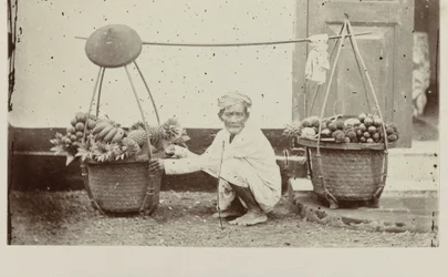 Portatore giavanese con frutti
