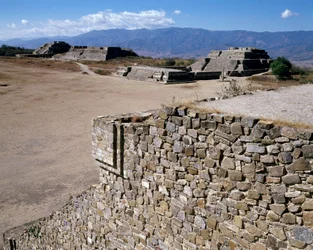 Vista del Sistema IV (500 a.C.-850 d.C.)