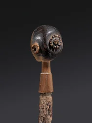 Coltello (acciaio e legno)