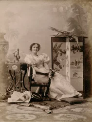 Attrice teatrale lirica - Attrice teatrale