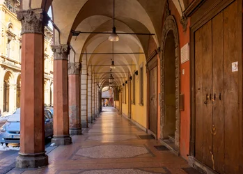 Via Galliera, Bologna, Italia