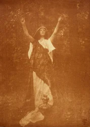 Donna con un vaso, c 1906