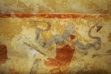 Demone Blu con serpenti, affresco, Tomba dei Demoni Blu, Necropoli di Tarquinia (Lista del Patrimonio Mondiale UNESCO, 2004), Lazio, Italia. Civiltà etrusca, V secolo a.C.