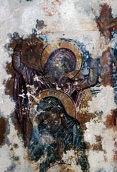 Santi, affresco danneggiato nella chiesa bizantina di Agios Constantinos e Agia Eleni, Voukolies, Creta, Grecia
